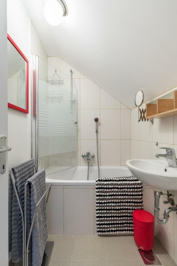 Waterview Apartments Mimice Esterno foto
